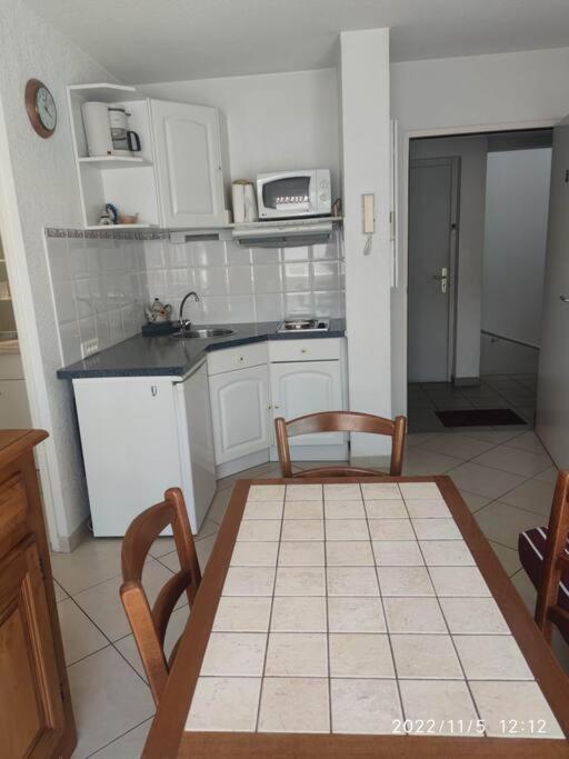 T2 Clim Avec Terrasse Et Place De Parking Privative Balaruc-les-Bains Exteriér fotografie
