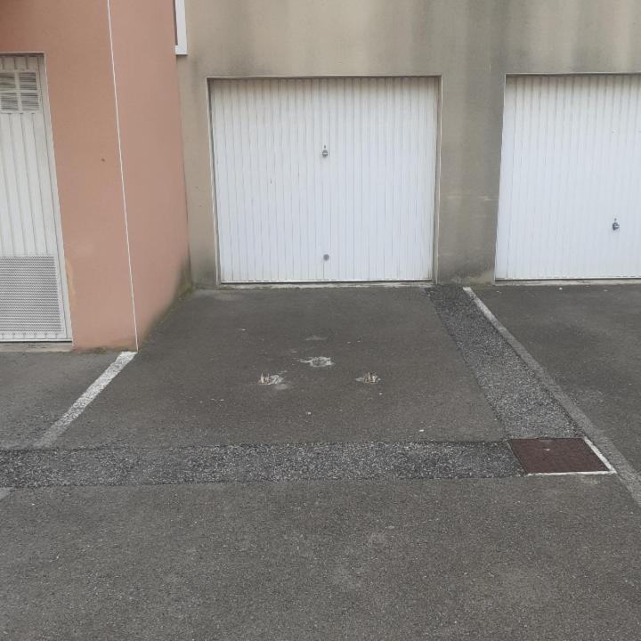 T2 Clim Avec Terrasse Et Place De Parking Privative Balaruc-les-Bains Exteriér fotografie